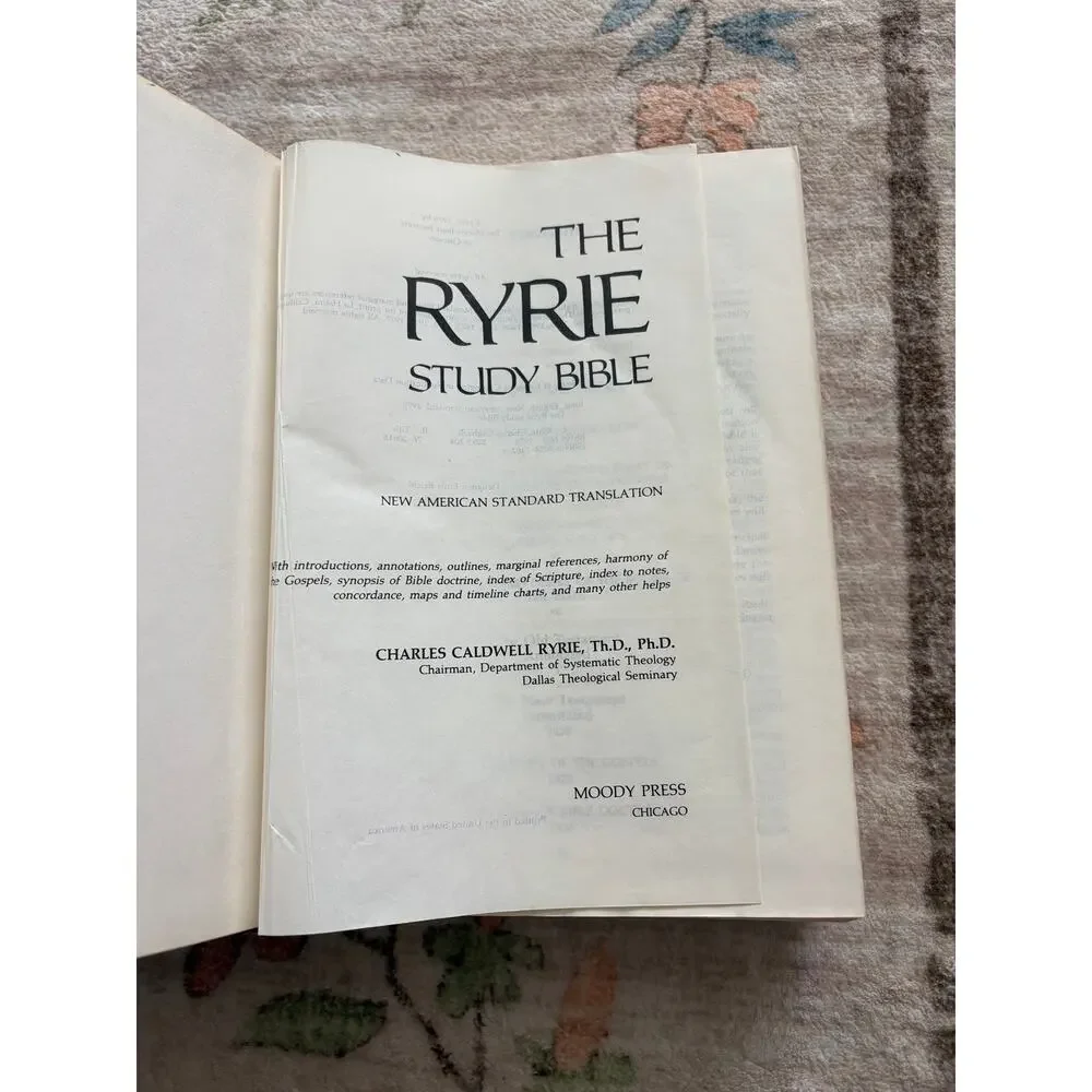 Vtg The Ryrie study bible brown New American academic college religious